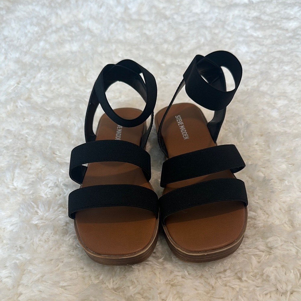 Steve Madden Black and Brown Casual Sandals